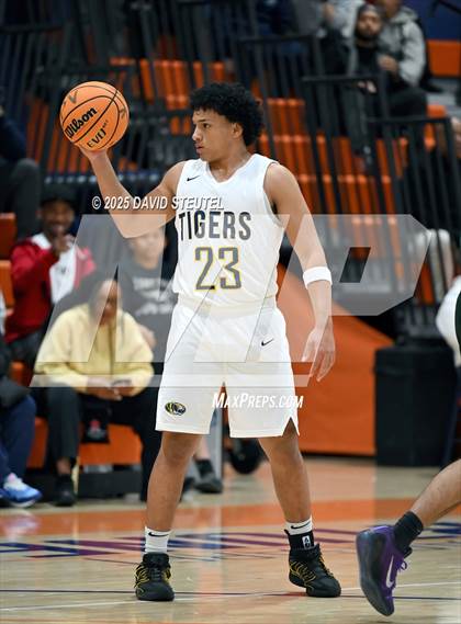 Thumbnail 1 in Rodriguez vs. Inderkum (Fortune Showcase) photogallery.