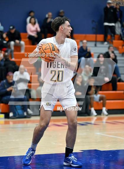 Thumbnail 3 in Rodriguez vs. Inderkum (Fortune Showcase) photogallery.