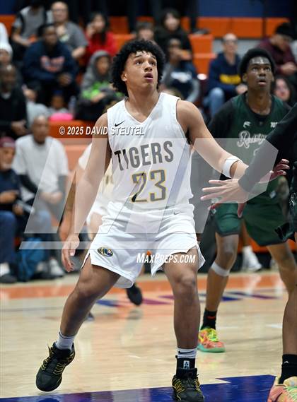 Thumbnail 3 in Rodriguez vs. Inderkum (Fortune Showcase) photogallery.