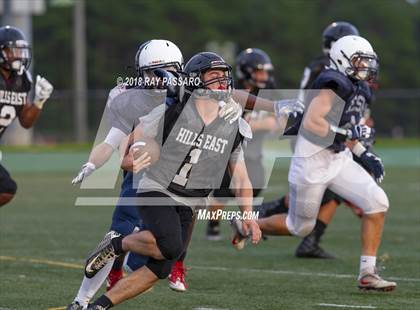 Thumbnail 3 in HHHE vs Eastport-South Manor Scrimmage photogallery.