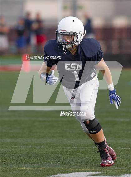 Thumbnail 3 in HHHE vs Eastport-South Manor Scrimmage photogallery.