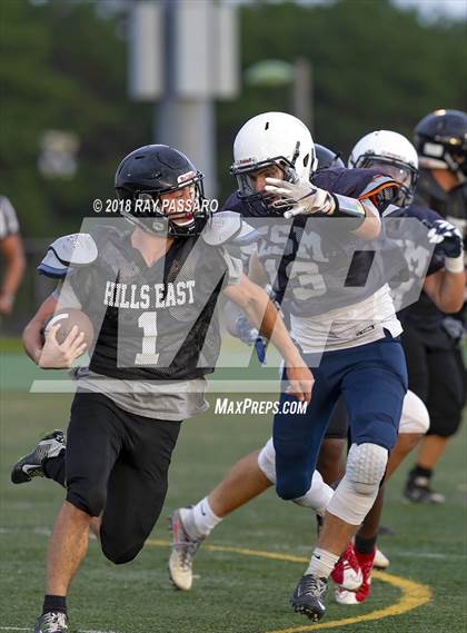 Thumbnail 3 in HHHE vs Eastport-South Manor Scrimmage photogallery.
