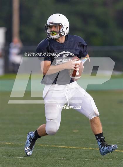 Thumbnail 3 in HHHE vs Eastport-South Manor Scrimmage photogallery.