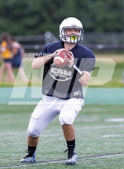 Thumbnail 2 in HHHE vs Eastport-South Manor Scrimmage photogallery.