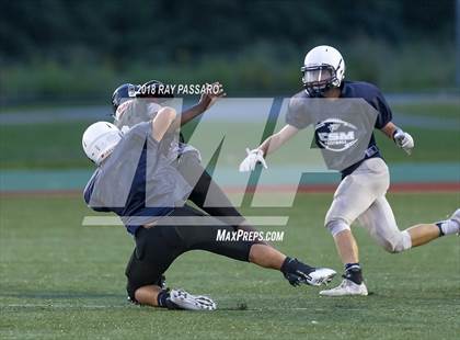 Thumbnail 3 in HHHE vs Eastport-South Manor Scrimmage photogallery.