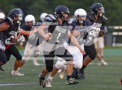 Thumbnail 2 in HHHE vs Eastport-South Manor Scrimmage photogallery.