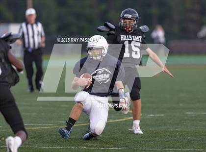 Thumbnail 3 in HHHE vs Eastport-South Manor Scrimmage photogallery.