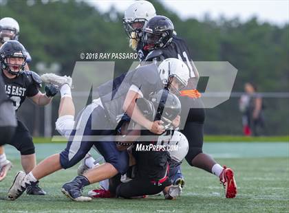 Thumbnail 2 in HHHE vs Eastport-South Manor Scrimmage photogallery.
