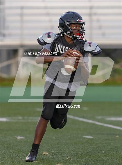 Thumbnail 2 in HHHE vs Eastport-South Manor Scrimmage photogallery.
