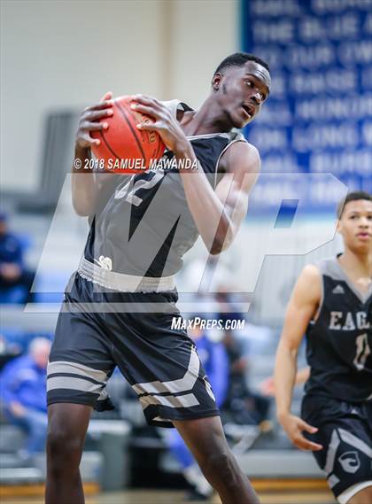 Thumbnail 3 in Calabasas vs. San Gabriel Academy (Spot Up Christmas Classic). photogallery.