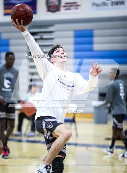 Thumbnail 2 in Calabasas vs. San Gabriel Academy (Spot Up Christmas Classic). photogallery.