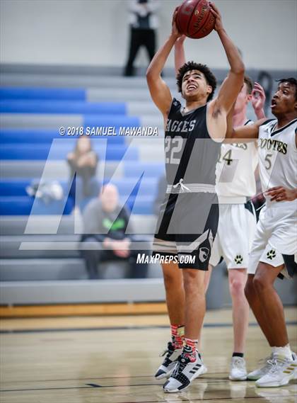 Thumbnail 3 in Calabasas vs. San Gabriel Academy (Spot Up Christmas Classic). photogallery.