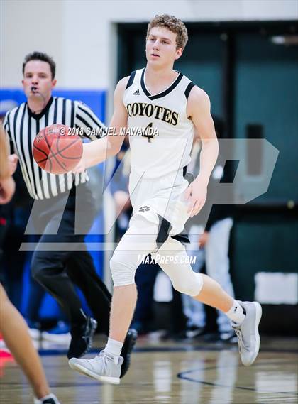 Thumbnail 3 in Calabasas vs. San Gabriel Academy (Spot Up Christmas Classic). photogallery.
