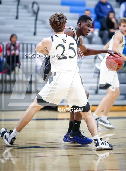 Thumbnail 2 in Calabasas vs. San Gabriel Academy (Spot Up Christmas Classic). photogallery.