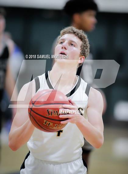 Thumbnail 2 in Calabasas vs. San Gabriel Academy (Spot Up Christmas Classic). photogallery.