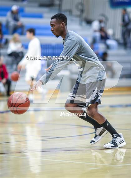 Thumbnail 2 in Calabasas vs. San Gabriel Academy (Spot Up Christmas Classic). photogallery.