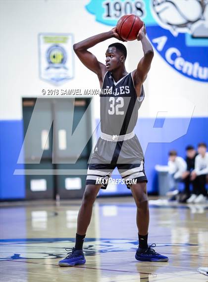 Thumbnail 2 in Calabasas vs. San Gabriel Academy (Spot Up Christmas Classic). photogallery.