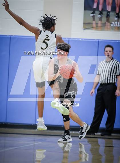 Thumbnail 3 in Calabasas vs. San Gabriel Academy (Spot Up Christmas Classic). photogallery.