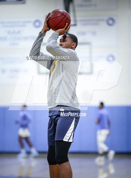 Thumbnail 2 in Calabasas vs. San Gabriel Academy (Spot Up Christmas Classic). photogallery.
