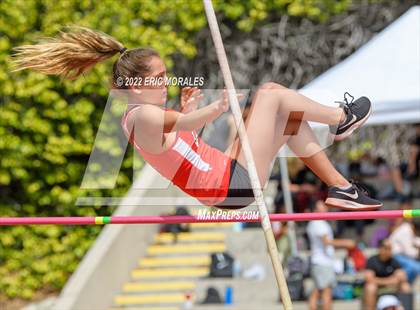Thumbnail 1 in Viking Relays photogallery.