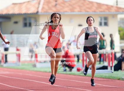 Thumbnail 3 in Viking Relays photogallery.