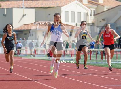 Thumbnail 2 in Viking Relays photogallery.