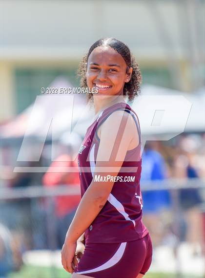 Thumbnail 1 in Viking Relays photogallery.