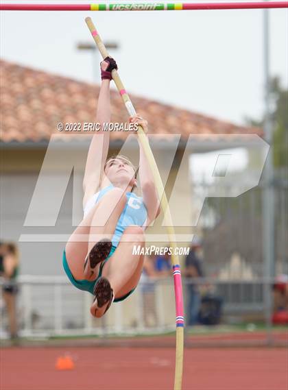 Thumbnail 1 in Viking Relays photogallery.