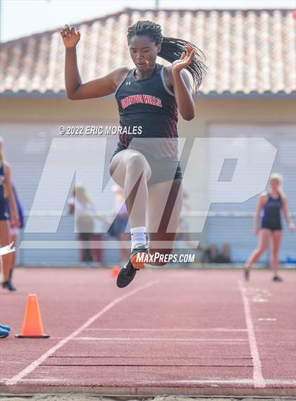 Thumbnail 1 in Viking Relays photogallery.