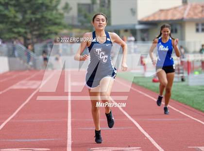 Thumbnail 3 in Viking Relays photogallery.