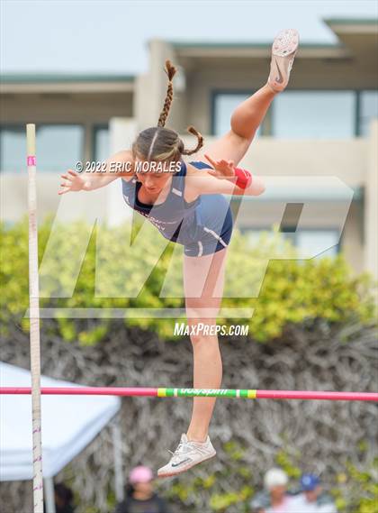 Thumbnail 2 in Viking Relays photogallery.