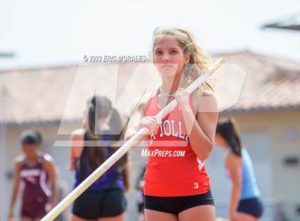 Thumbnail 1 in Viking Relays photogallery.