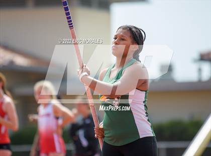 Thumbnail 2 in Viking Relays photogallery.