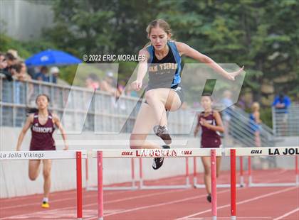 Thumbnail 1 in Viking Relays photogallery.