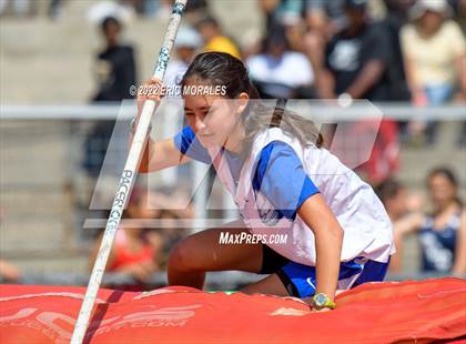 Thumbnail 1 in Viking Relays photogallery.