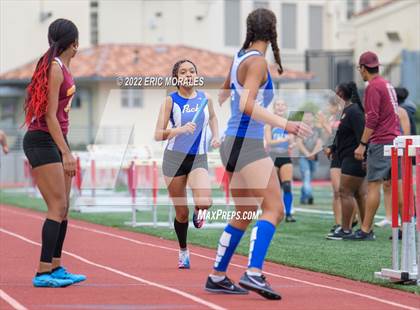 Thumbnail 2 in Viking Relays photogallery.