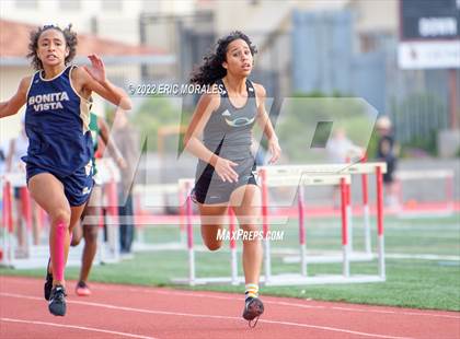 Thumbnail 1 in Viking Relays photogallery.