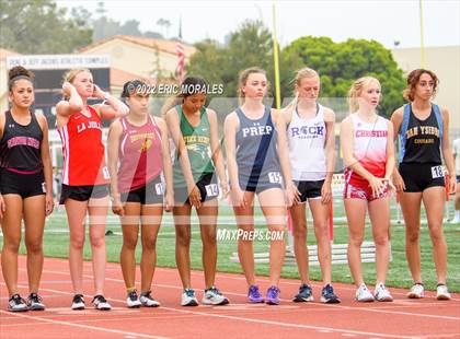 Thumbnail 2 in Viking Relays photogallery.