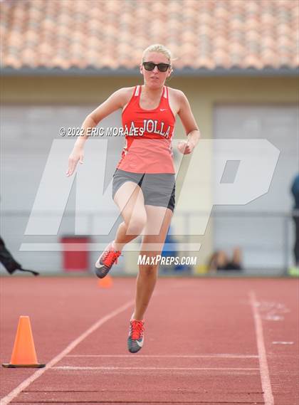 Thumbnail 3 in Viking Relays photogallery.