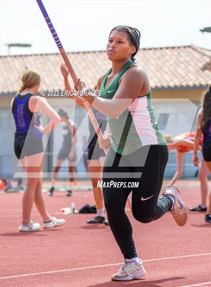 Thumbnail 3 in Viking Relays photogallery.