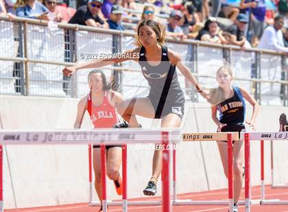 Thumbnail 1 in Viking Relays photogallery.