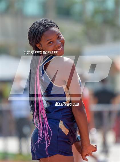 Thumbnail 3 in Viking Relays photogallery.