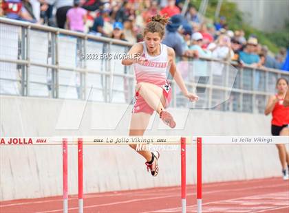 Thumbnail 3 in Viking Relays photogallery.