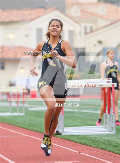 Thumbnail 1 in Viking Relays photogallery.
