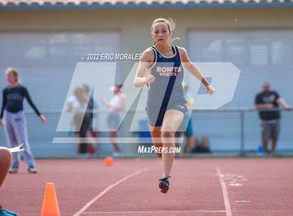 Thumbnail 2 in Viking Relays photogallery.