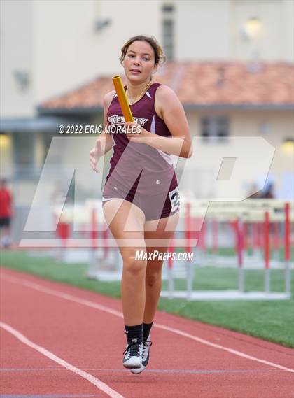 Thumbnail 2 in Viking Relays photogallery.
