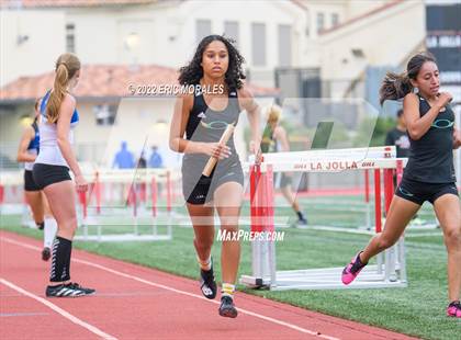 Thumbnail 1 in Viking Relays photogallery.