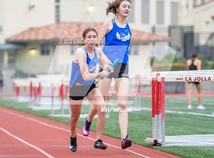 Thumbnail 2 in Viking Relays photogallery.