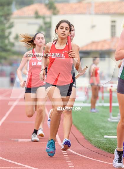 Thumbnail 2 in Viking Relays photogallery.