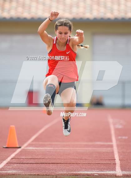 Thumbnail 1 in Viking Relays photogallery.